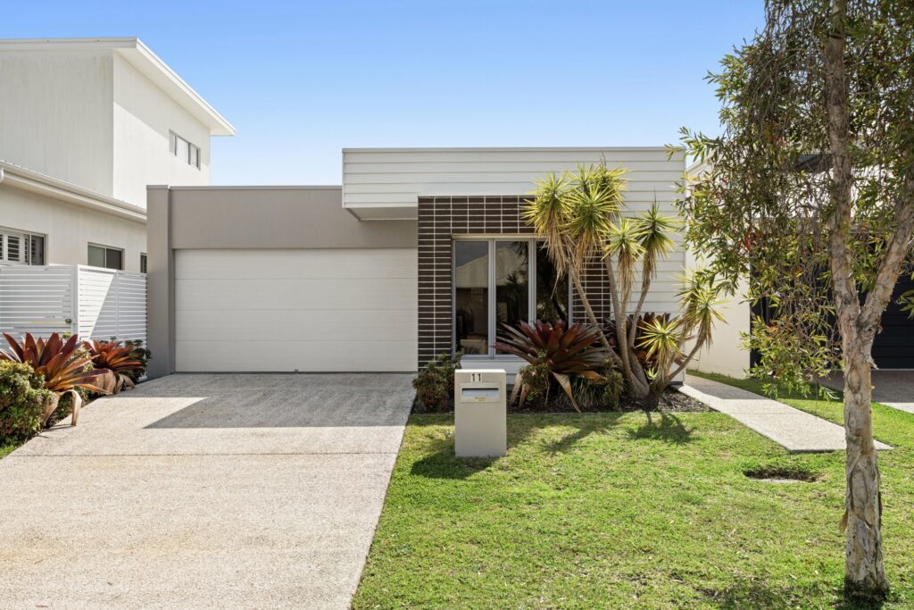 11 Cape Street, Birtinya  QLD  4575