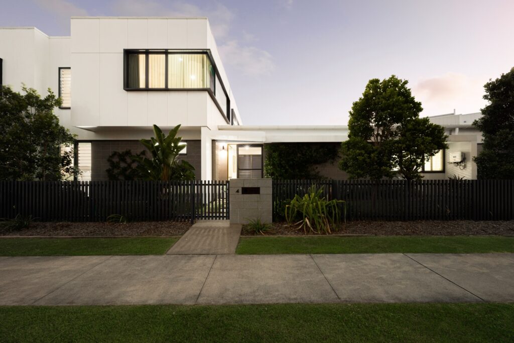 4 Quiver Street, Bokarina  QLD  4575