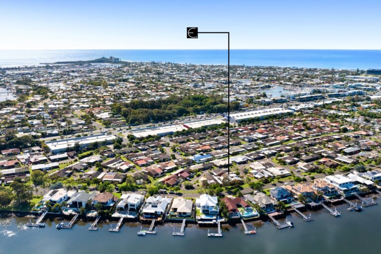 261/25 St Vincents Court, Minyama