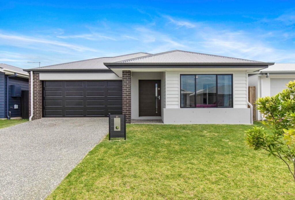 11 Valour Street, Palmview