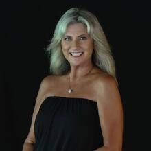 Minka Jenkins, Senior Agent, ELITE Lifestyle Properties