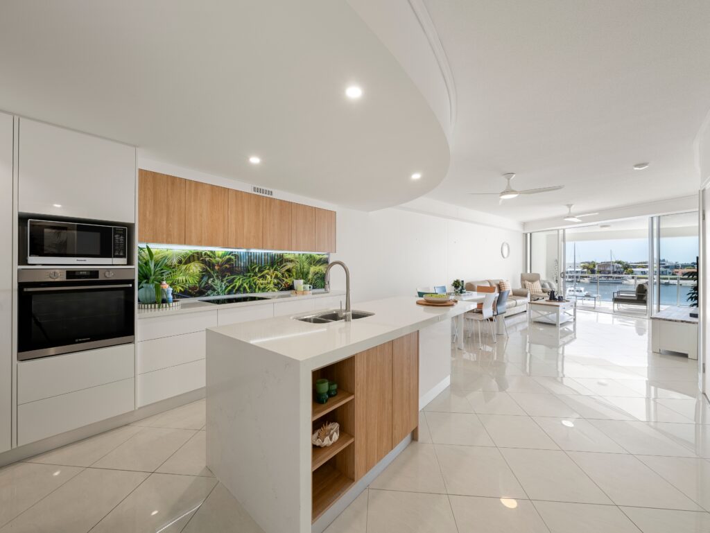 205/11 Nicklin Way, Minyama