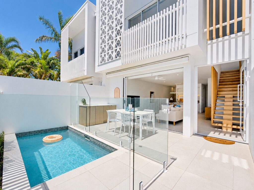 2/14 Wyanda Drive, Bokarina  QLD  4575