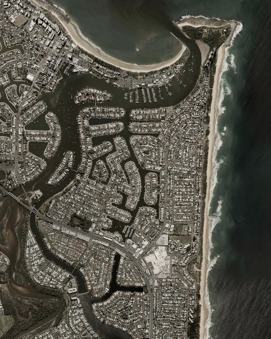 Aerial photograph of Buddina with numbered markers for verified local places