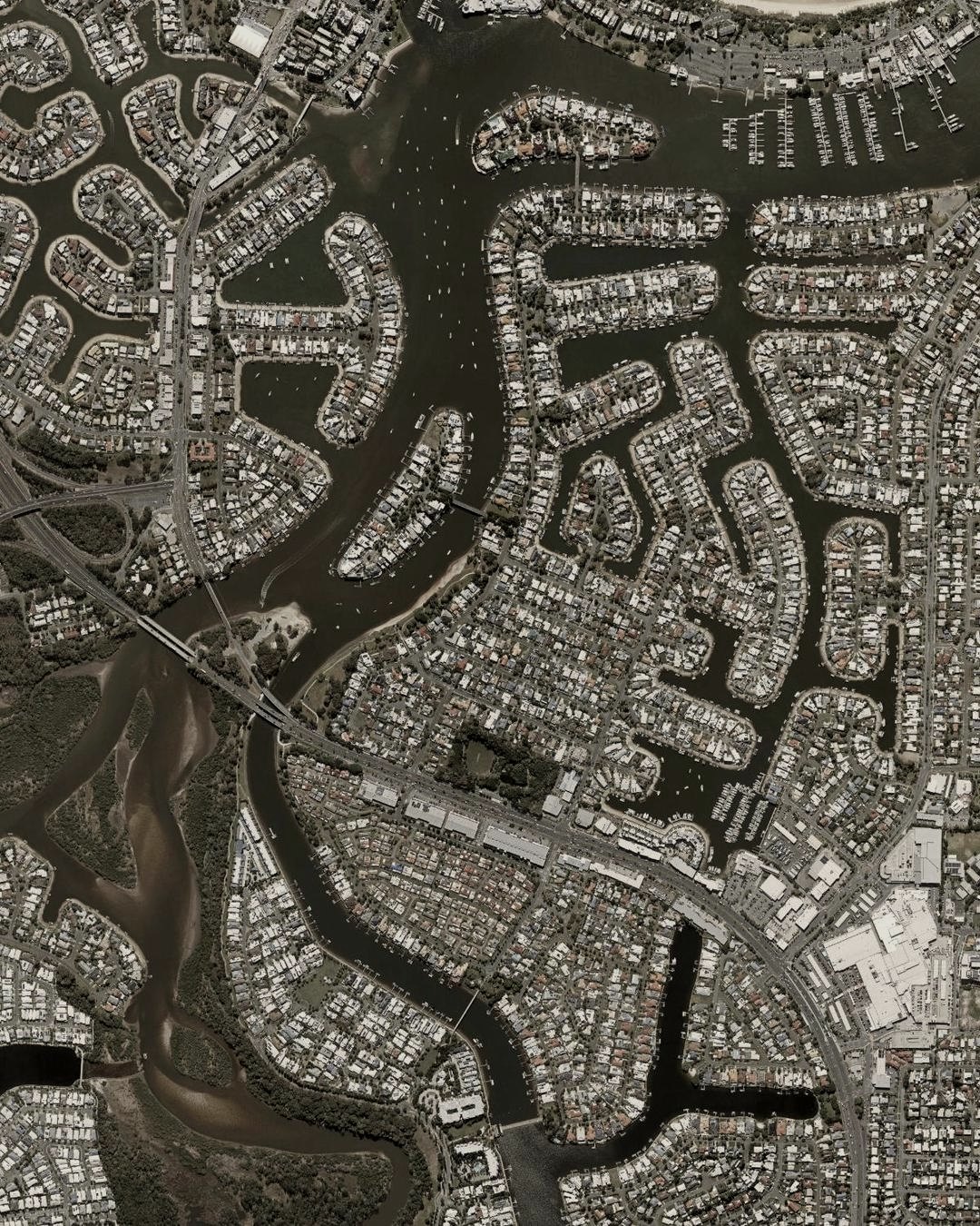 Aerial photograph of Minyama with numbered markers for verified local places